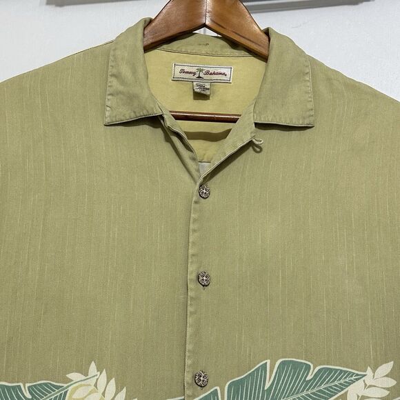 Tommy Bahama Tropical Floral 100% Silk Button Down Hawaiian Camp Shirt Medium - Picture 4 of 13